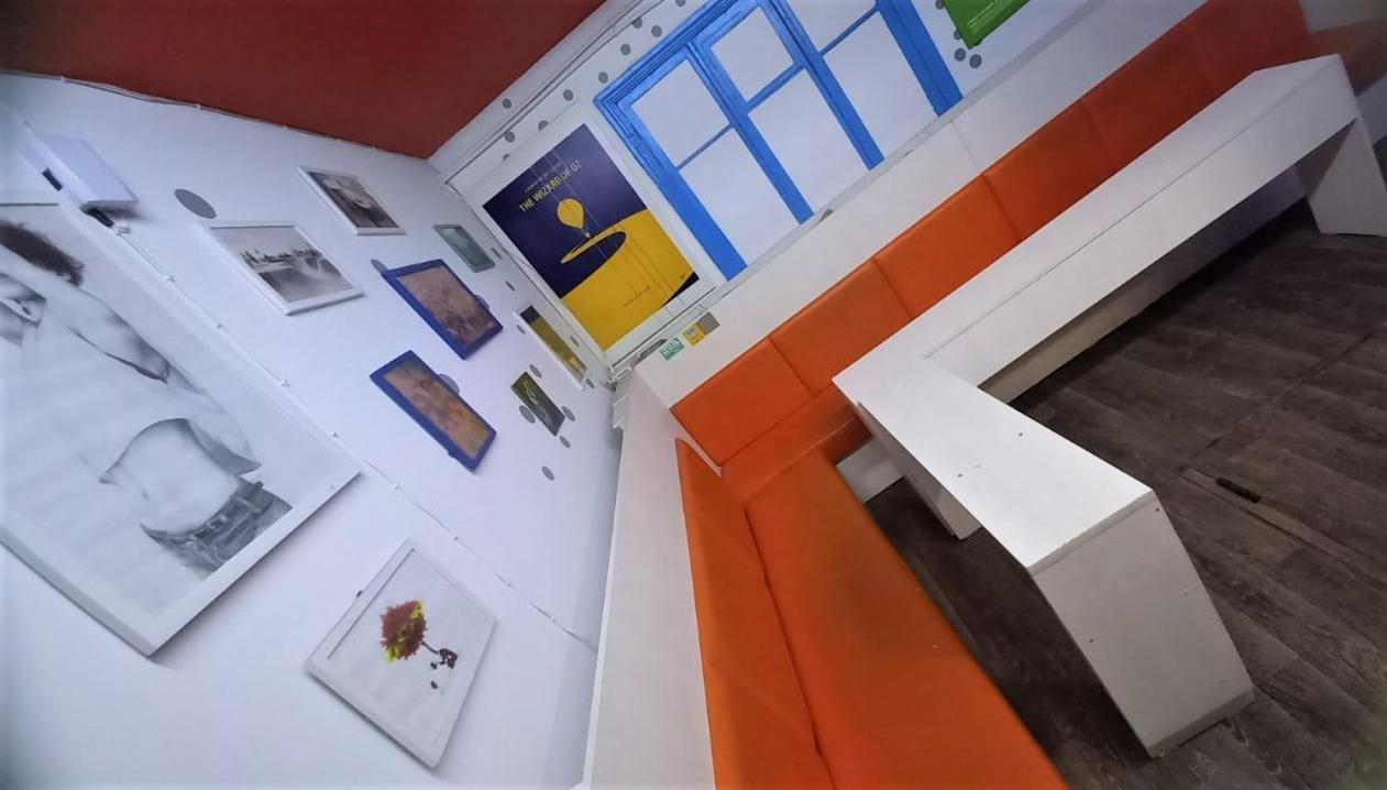 Bern Hostel Chişinǎu Buitenkant foto
