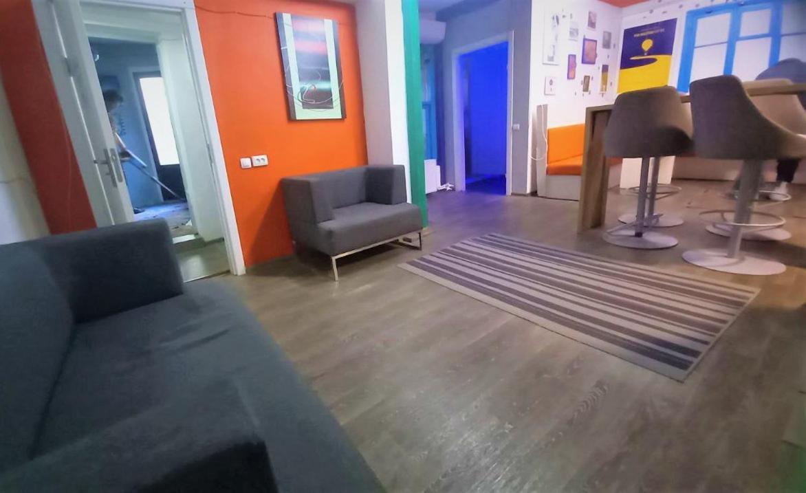 Bern Hostel Chişinǎu Buitenkant foto
