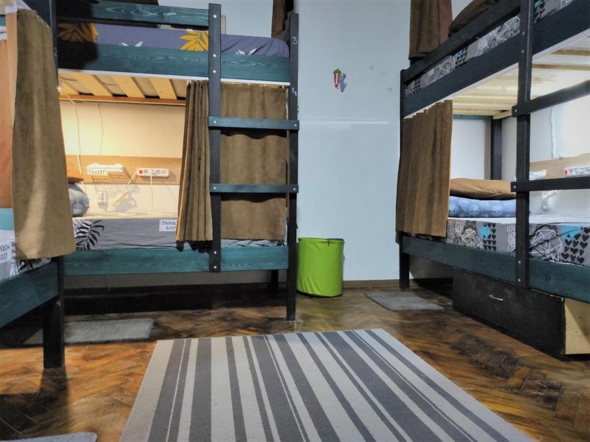 Bern Hostel Chişinǎu Buitenkant foto
