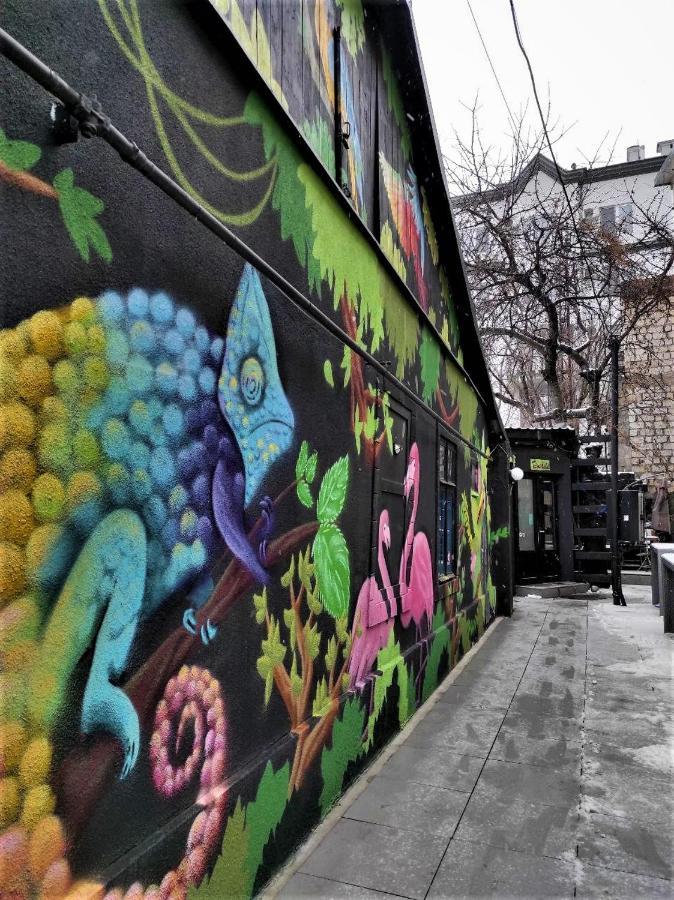 Bern Hostel Chişinǎu Buitenkant foto