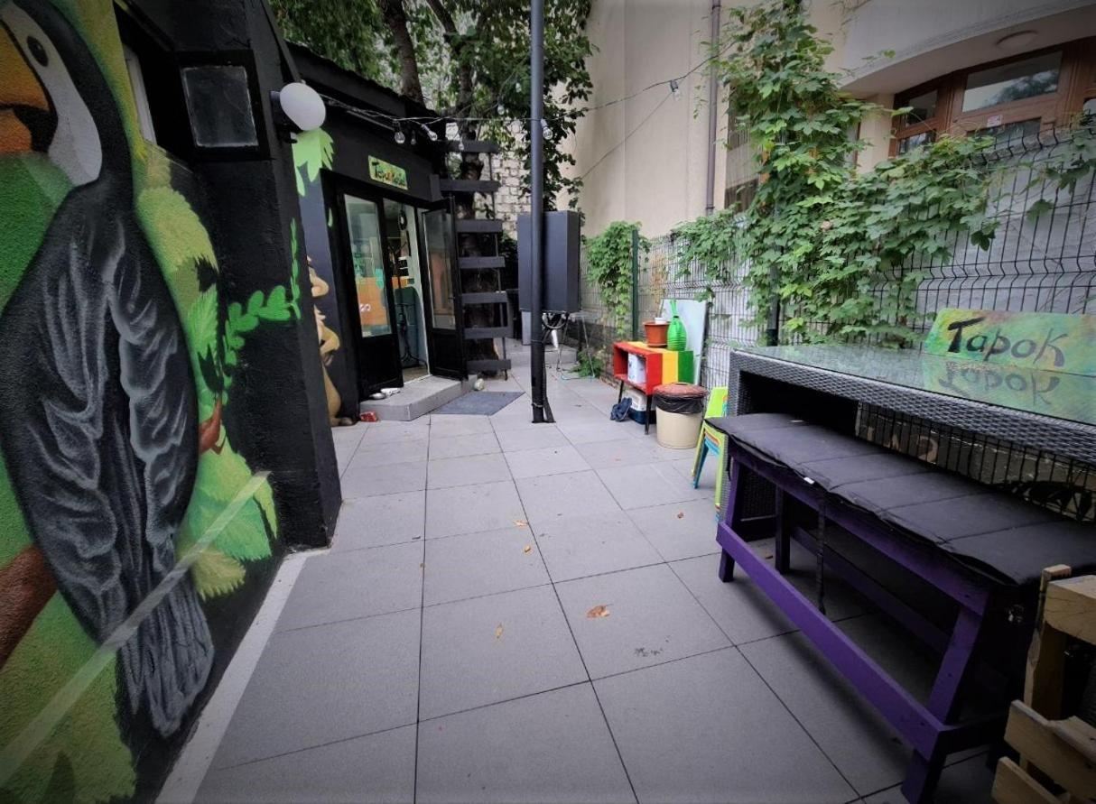 Bern Hostel Chişinǎu Buitenkant foto